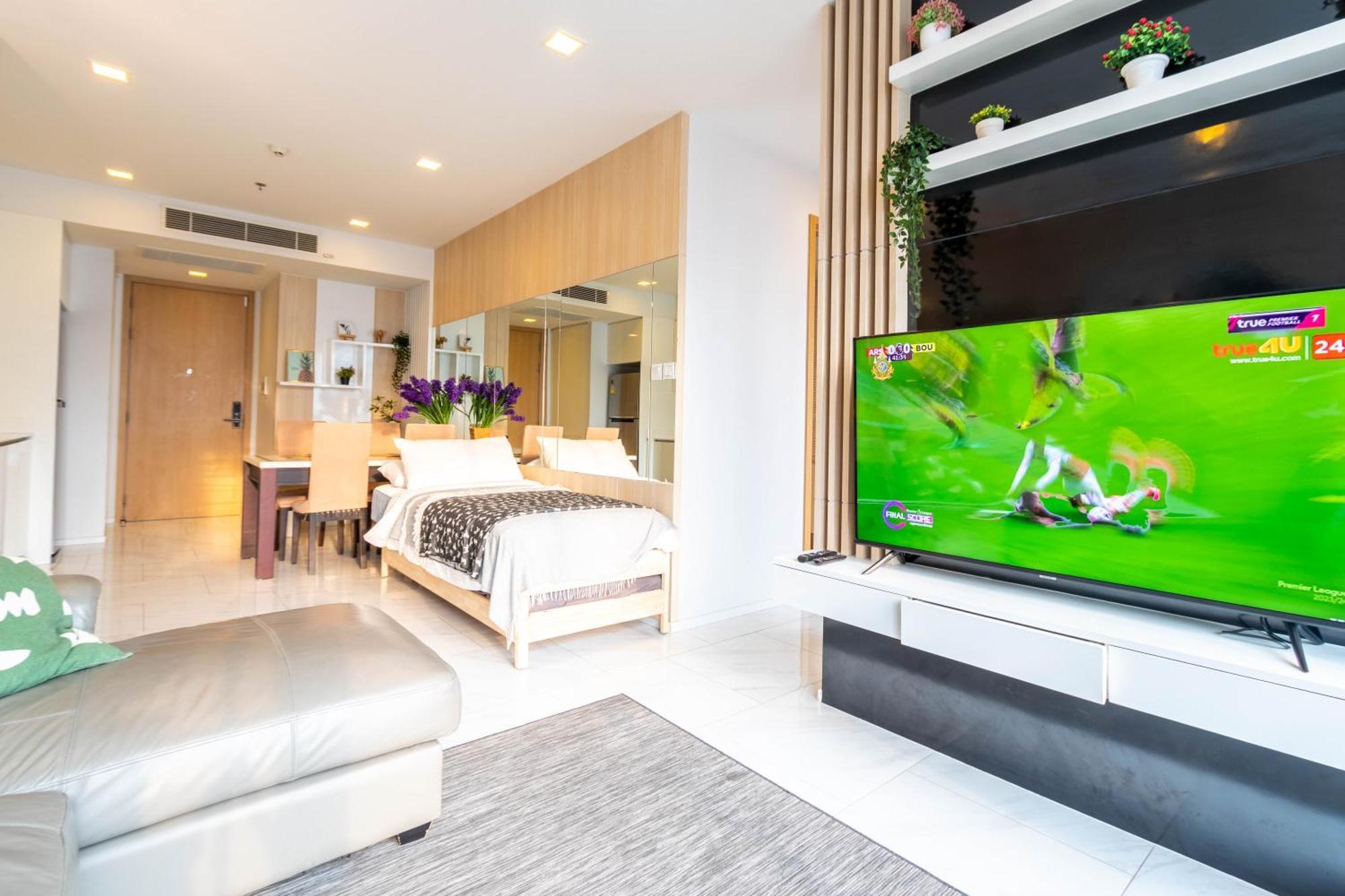 Hyde Sukhumvit 11 Branded Suites Bangkok Dış mekan fotoğraf