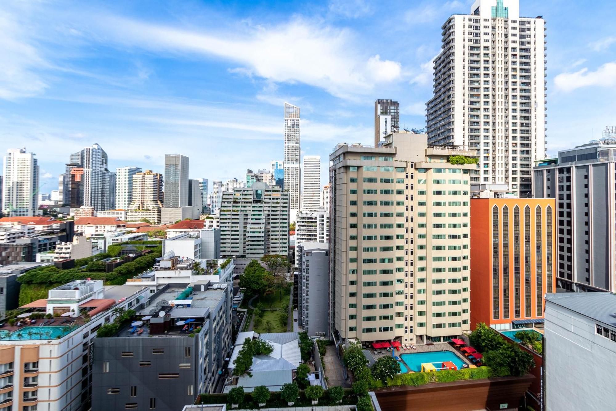 Hyde Sukhumvit 11 Branded Suites Bangkok Dış mekan fotoğraf