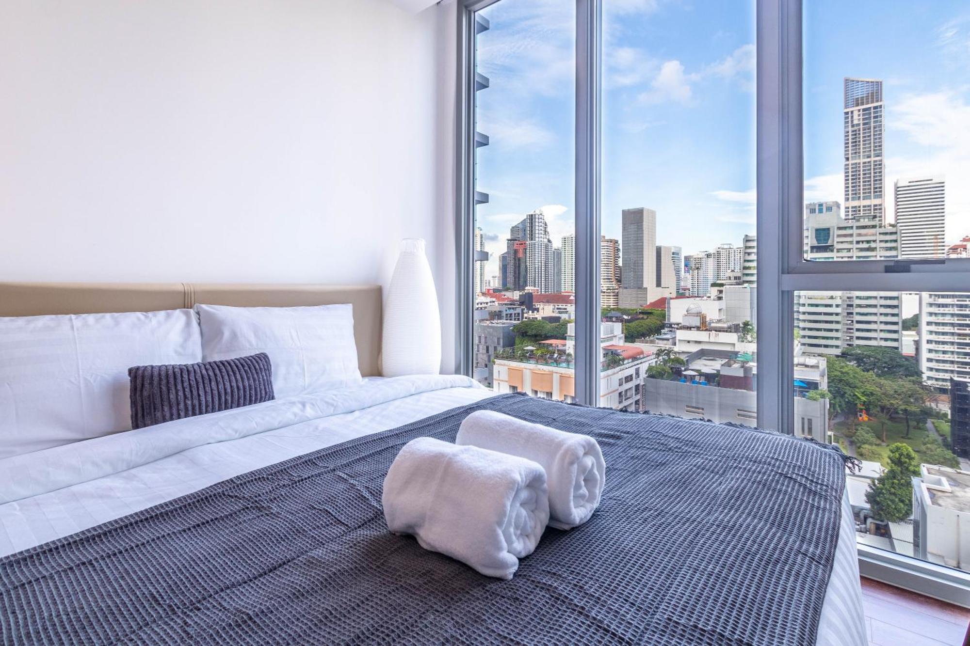 Hyde Sukhumvit 11 Branded Suites Bangkok Dış mekan fotoğraf