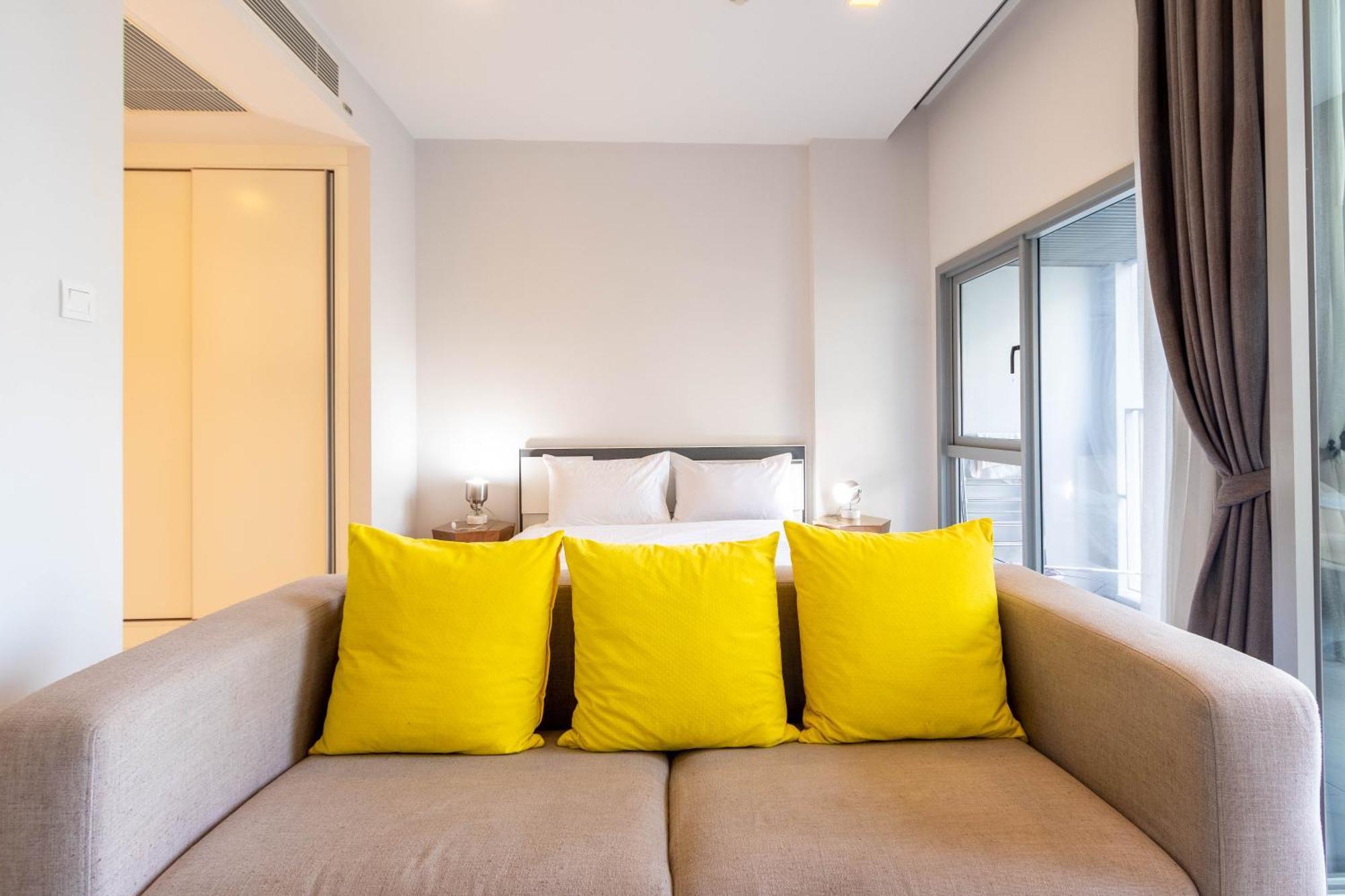 Hyde Sukhumvit 11 Branded Suites Bangkok Dış mekan fotoğraf