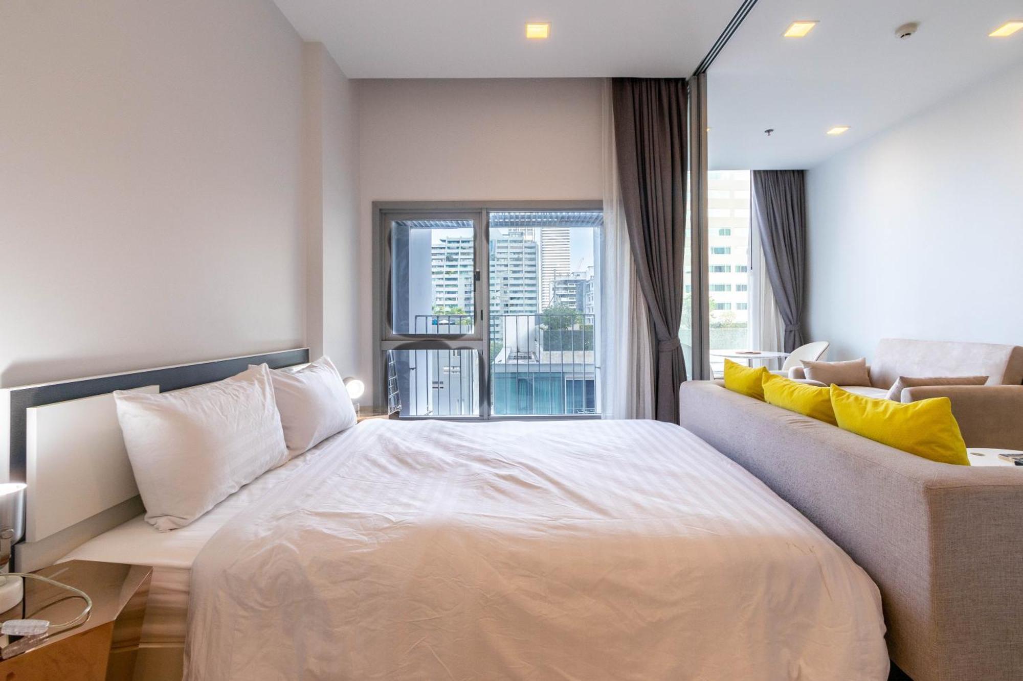 Hyde Sukhumvit 11 Branded Suites Bangkok Dış mekan fotoğraf